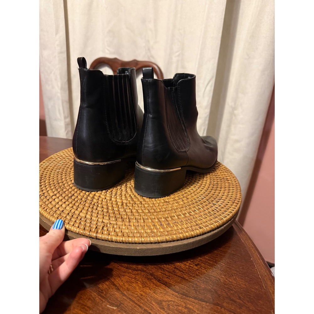 JustFab Jacki Black Ankle Boots Pointed Toe Block Heel Gold Trim Size 10 - Picture 7 of 9